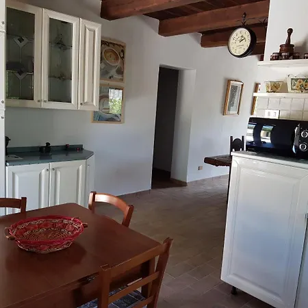 Casale Nella Campagna Marchigiana Feriehus