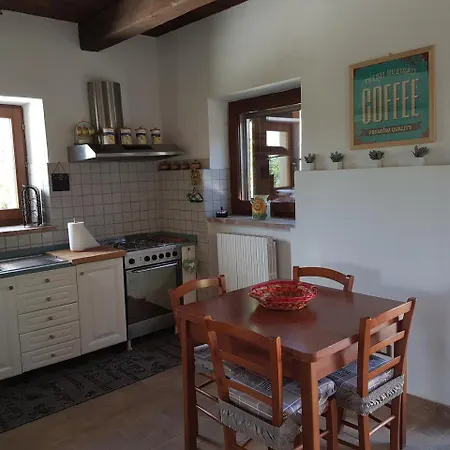 Feriehus Casale Nella Campagna Marchigiana *